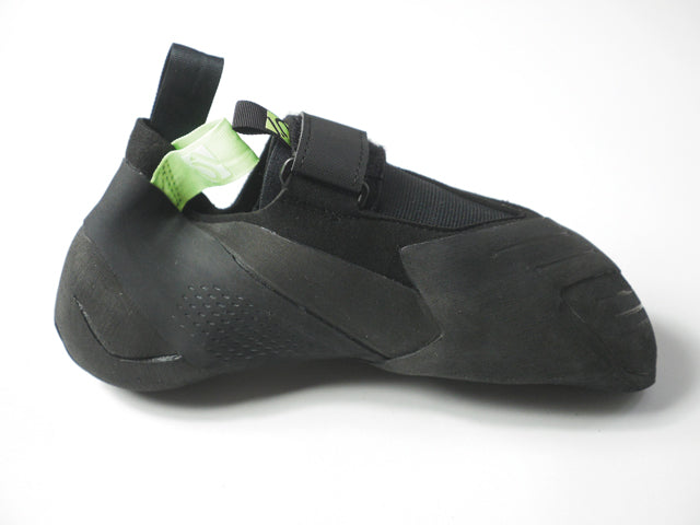 Hiangle Pro / adidas FIVETEN