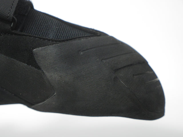 Hiangle Pro / adidas FIVETEN
