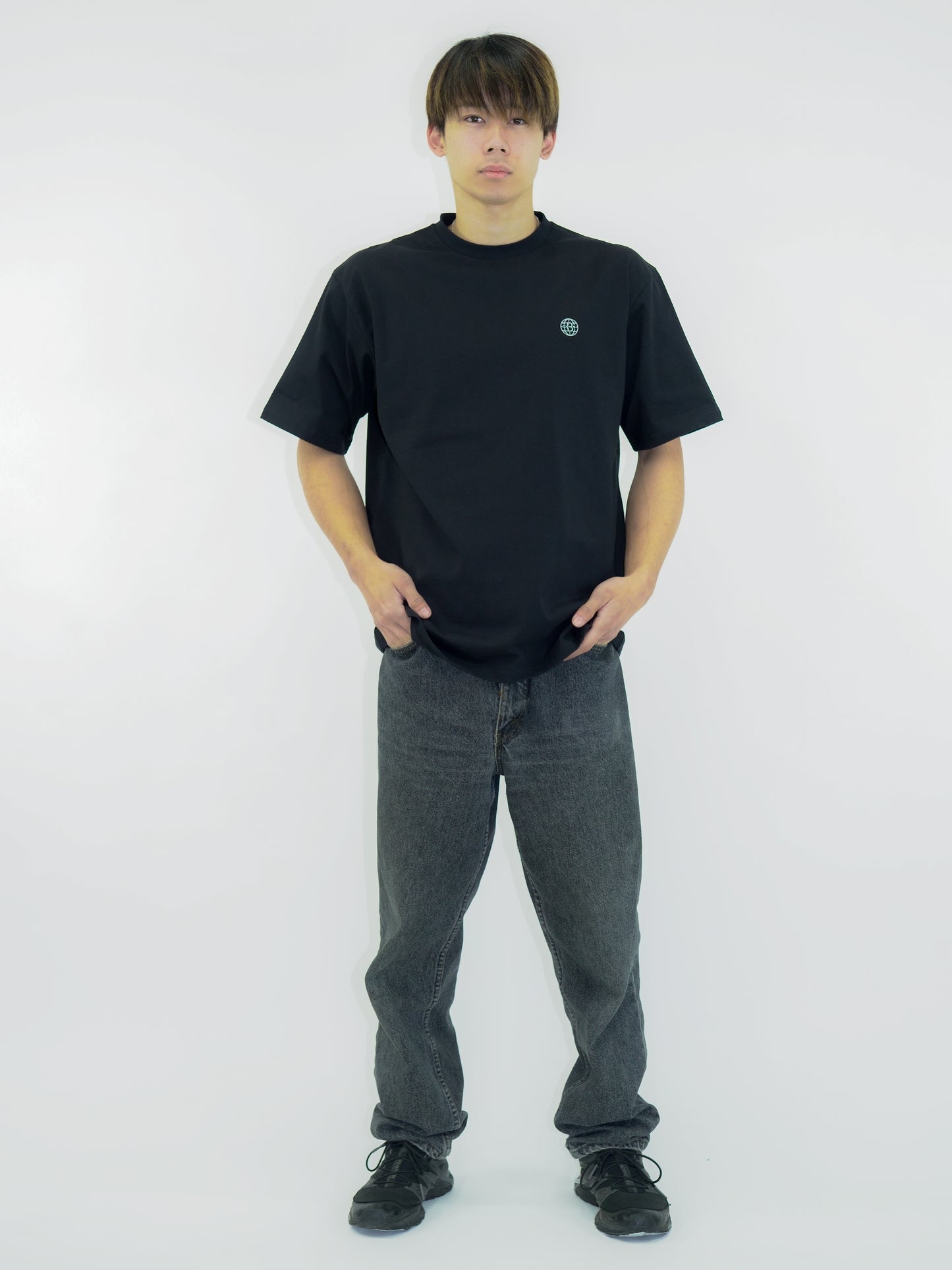 4T4A×MHAK Logo Tee / Black×White