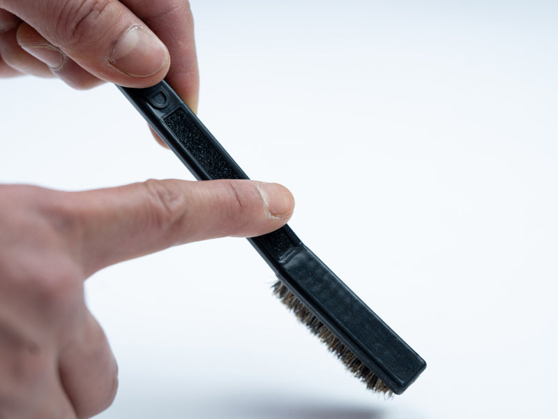 Boar Hair Brush Black / Soill